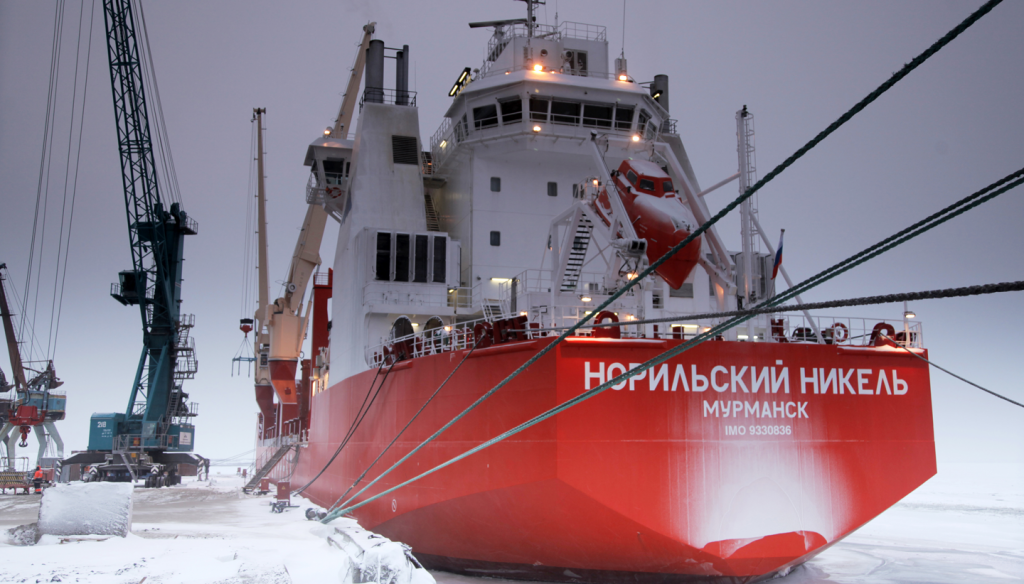 Норникель бахрейн. Ледокол Норильский никель Мурманск. Ледокол Норильский никель. Ледоколы Норникеля. Судно Норильский никель Мурманск.